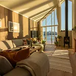 Lofoten Sea View Rorbu -unique Hideaway In The Heart Of Lofoten Vestvagoy