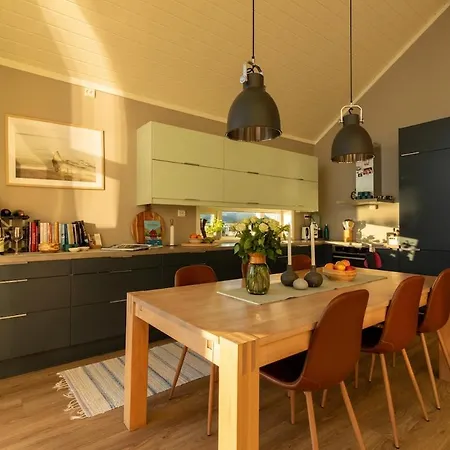 펜션 Lofoten Sea View Rorbu -unique Hideaway In The Heart Of Lofoten *
