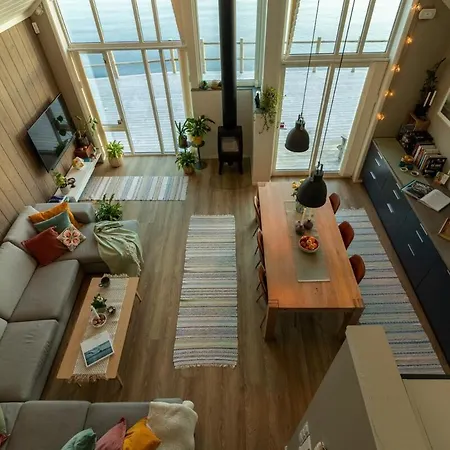 Lofoten Sea View Rorbu -unique Hideaway In The Heart Of Lofoten