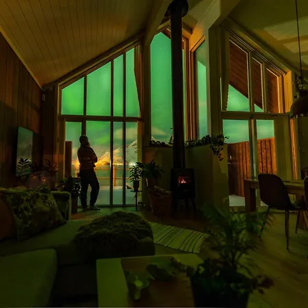 Lofoten Sea View Rorbu -unique Hideaway In The Heart Of Lofoten *