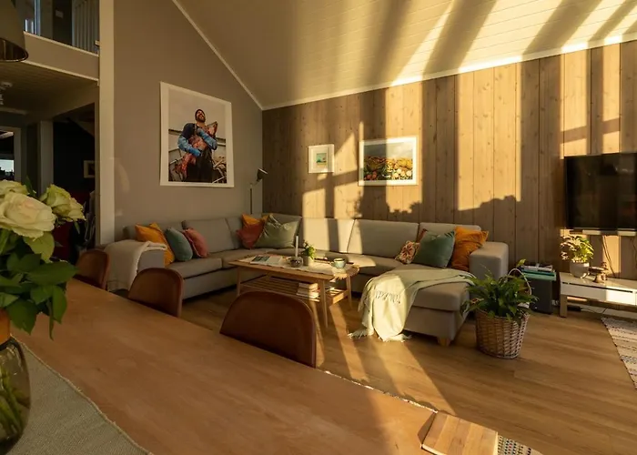 Semesterbostad Lofoten Sea View Rorbu -unique Hideaway In The Heart Of Lofoten Vestvagoy